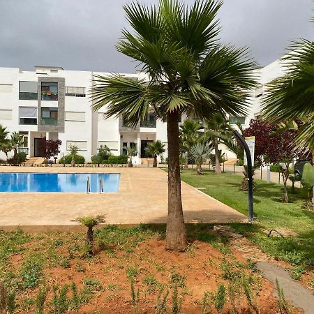 Lovely 4-Bedroom Condo With Pool Rabat Exterior photo